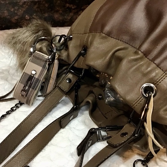Burberry  Bags - Picture 8 of 14